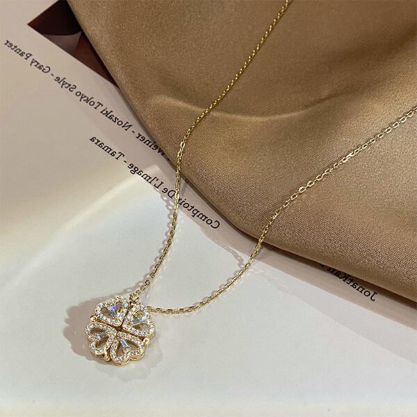 Retro Heart Four Leaf Clover Pendant Necklace – Women’s Openable Choker..